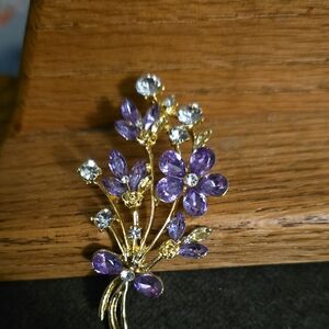 Elegant Purple and Gold Floral Brooch